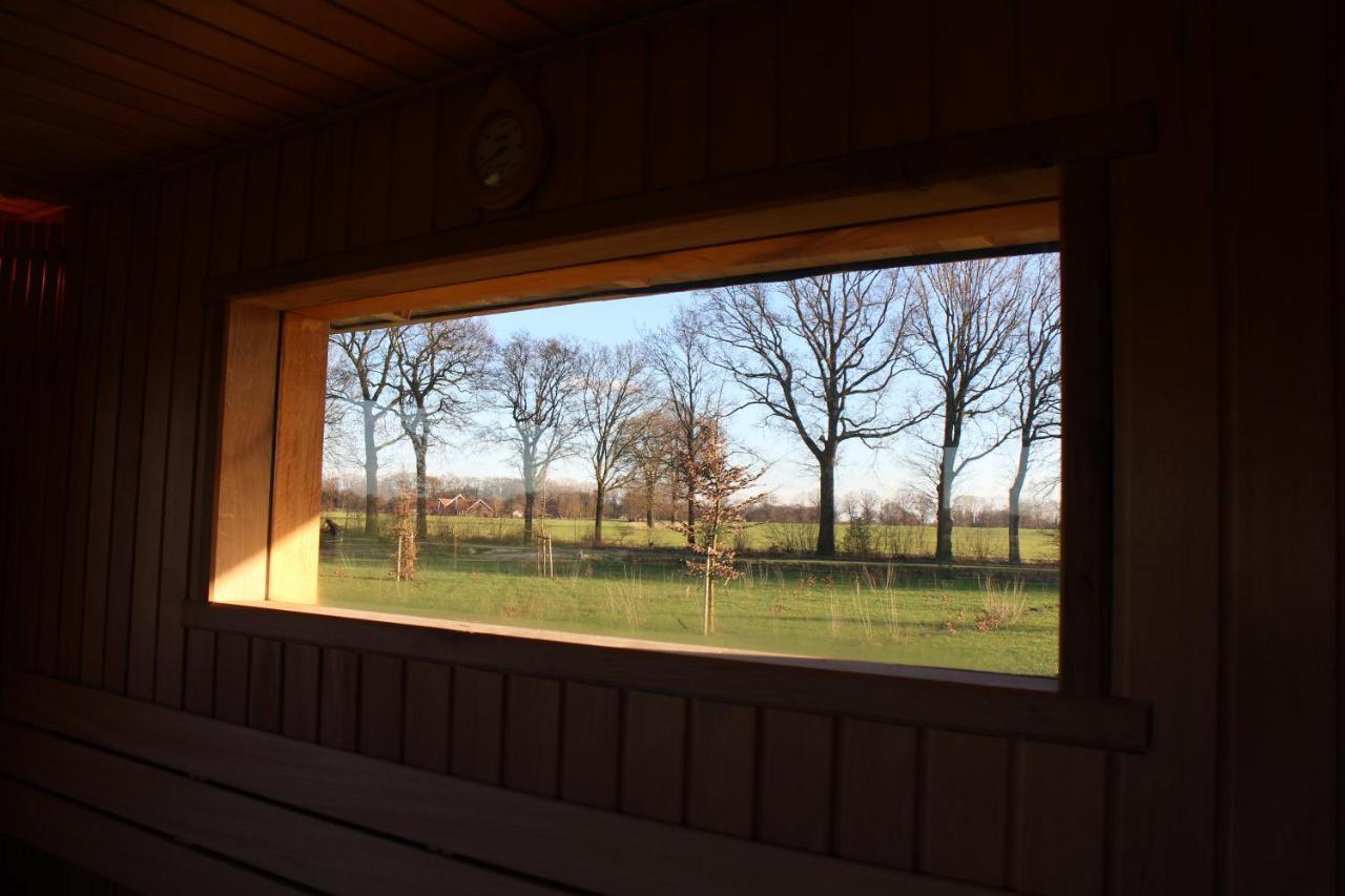 B&B Pipowagen "Het Wellnesst" Op Wellness Camping En B&B Stoltenborg Meddo Exterior photo